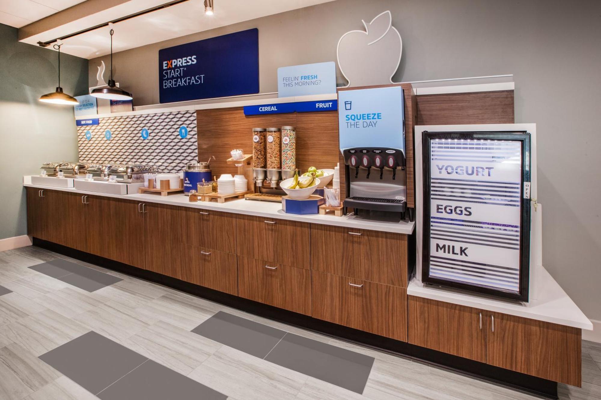 Holiday Inn Express & Suites Fresno Airport By Ihg 프레즈노 외부 사진