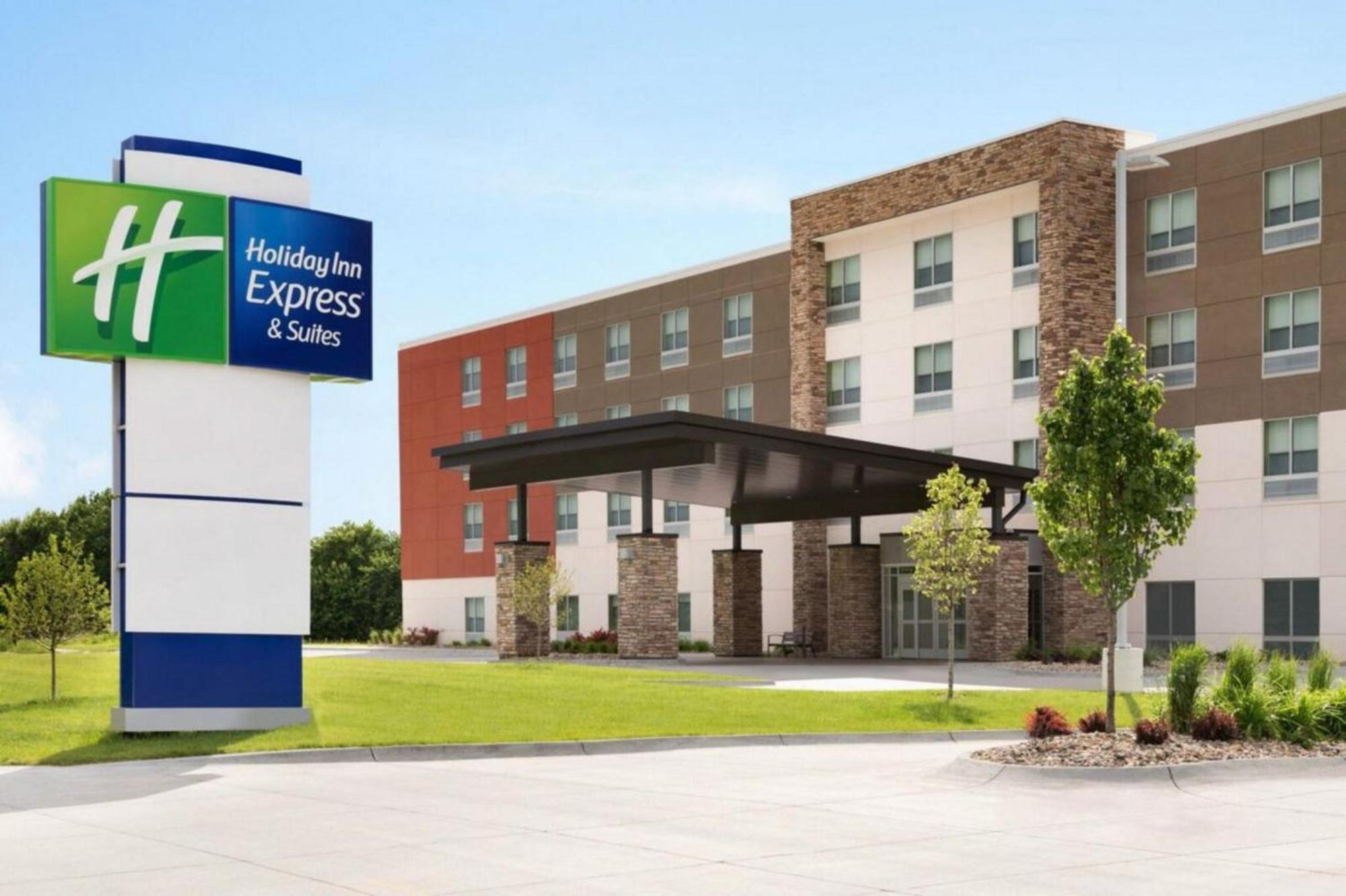 Holiday Inn Express & Suites Fresno Airport By Ihg 프레즈노 외부 사진